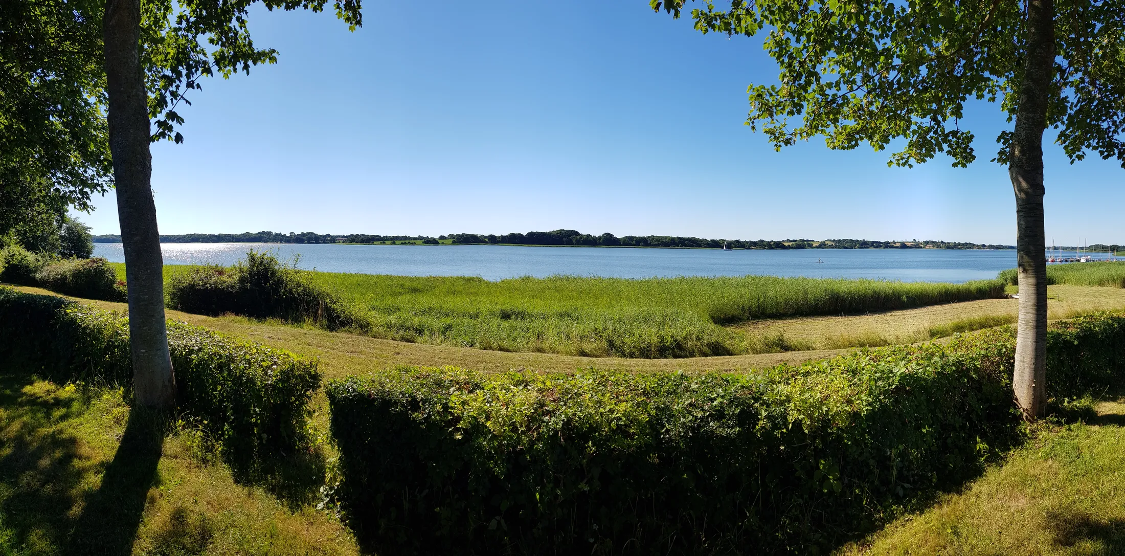 Landschaft in Angeln, Schleswig-Holstein: Blick über die Schlei